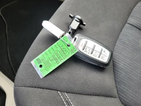 More photos of 2023 Chrysler Voyager LX at Dorsett Mitsubishi, IN