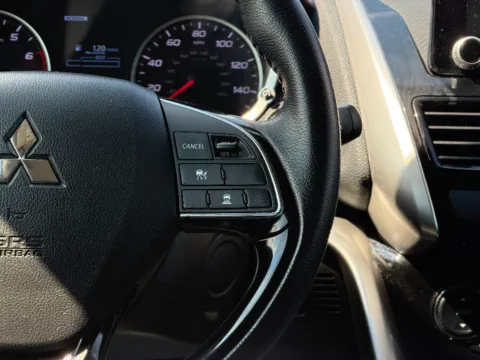 More photos of 2024 Mitsubishi Eclipse Cross SE at Dorsett Mitsubishi, IN