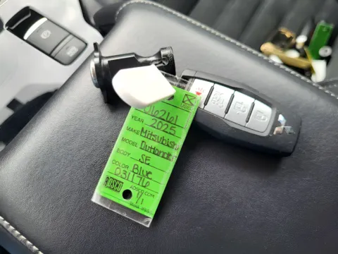 More photos of 2025 Mitsubishi Outlander SE at Dorsett Mitsubishi, IN