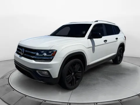 White 2020 Volkswagen Atlas 3.6L V6 SEL for sale in Terre Haute, IN