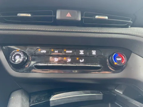 More photos of 2021 Buick Envision Preferred at Dorsett Mitsubishi, IN