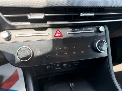 More photos of 2025 Hyundai Sonata Hybrid SEL at Dorsett Mitsubishi, IN