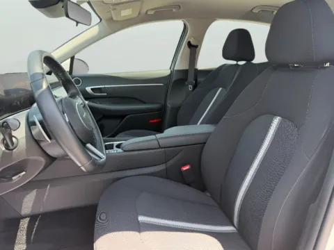 More photos of 2025 Hyundai Sonata Hybrid SEL at Dorsett Mitsubishi, IN
