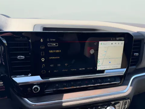 More photos of 2025 GMC Sierra 1500 SLT at Dorsett Mitsubishi, IN