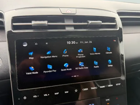 More photos of 2023 Hyundai Tucson Limited at Dorsett Mitsubishi, IN