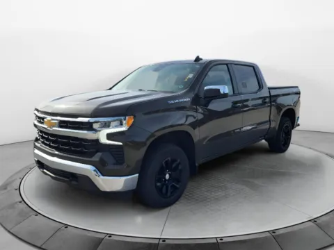Green 2023 Chevrolet Silverado 1500 LT for sale in Terre Haute, IN