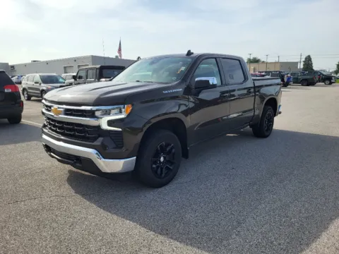 Green 2023 Chevrolet Silverado 1500 LT for sale in Terre Haute, IN