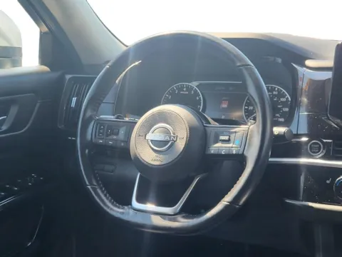 More photos of 2022 Nissan Pathfinder SV at Dorsett Mitsubishi, IN