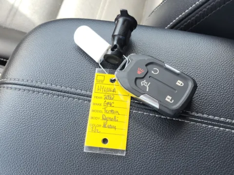 More photos of 2022 GMC Terrain Denali at Dorsett Mitsubishi, IN