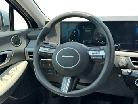More photos of 2025 Hyundai Sonata SE at Dorsett Mitsubishi, IN