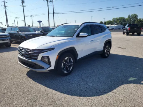 White 2025 Hyundai Tucson SEL for sale in Terre Haute, IN