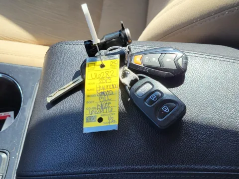 More photos of 2013 Hyundai Sonata GLS at Dorsett Mitsubishi, IN