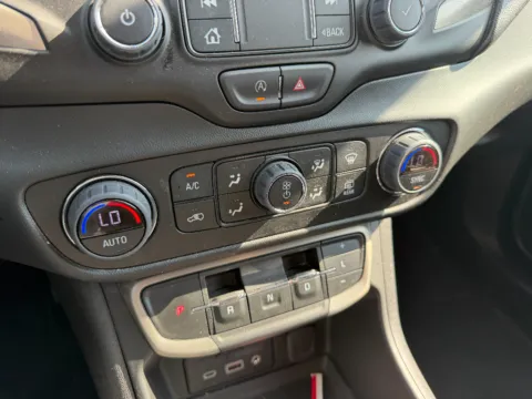More photos of 2022 GMC Terrain Denali at Dorsett Mitsubishi, IN