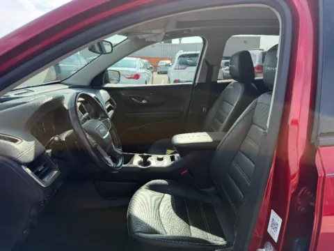 More photos of 2022 GMC Terrain Denali at Dorsett Mitsubishi, IN