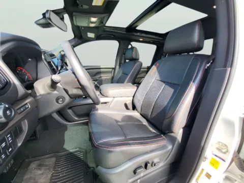 Another view of 2021 Nissan Titan PRO-4X for sale in Terre Haute, IN at Dorsett Mitsubishi