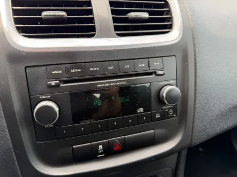 Another view of 2013 Dodge Avenger SE for sale in Terre Haute, IN at Dorsett Mitsubishi