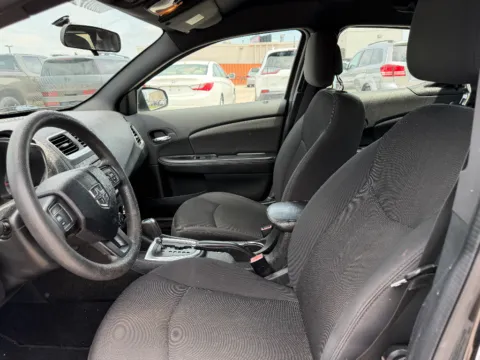 More photos of 2013 Dodge Avenger SE at Dorsett Mitsubishi, IN