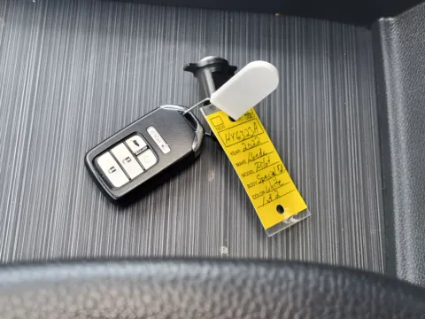 More photos of 2022 Honda Pilot Special Edition at Dorsett Mitsubishi, IN