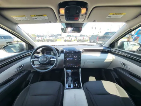 Photos of 2024 Hyundai Tucson SEL for sale in Terre Haute, IN at Dorsett Mitsubishi