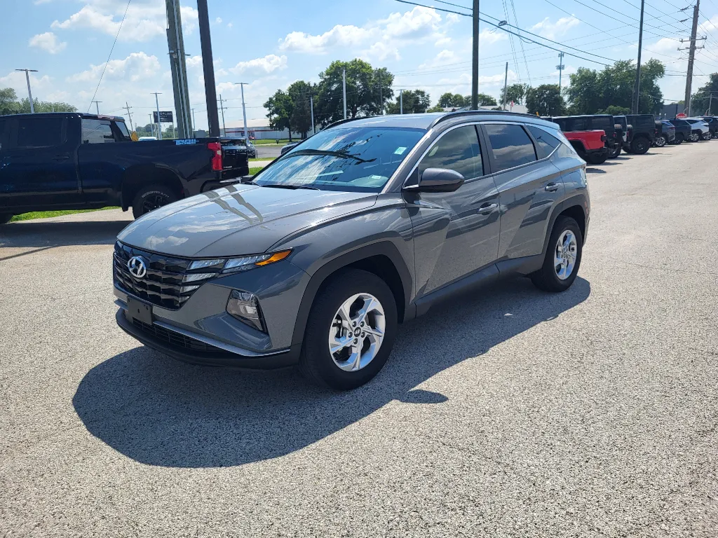 Gray 2024 Hyundai Tucson SEL for sale in Terre Haute, IN