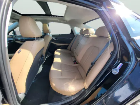 More photos of 2025 Hyundai Sonata Hybrid Limited at Dorsett Mitsubishi, IN
