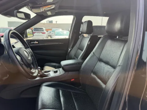 More photos of 2021 Jeep Grand Cherokee 80th Anniversary at Dorsett Mitsubishi, IN