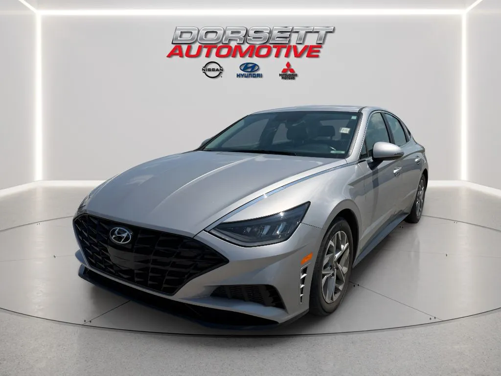 Silver 2023 Hyundai Sonata SEL for sale in Terre Haute, IN