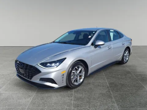 Silver 2023 Hyundai Sonata SEL for sale in Terre Haute, IN