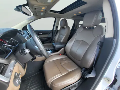 More photos of 2016 GMC Acadia SLT at Dorsett Mitsubishi, IN