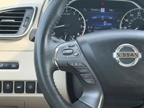 More photos of 2022 Nissan Murano SL at Dorsett Mitsubishi, IN