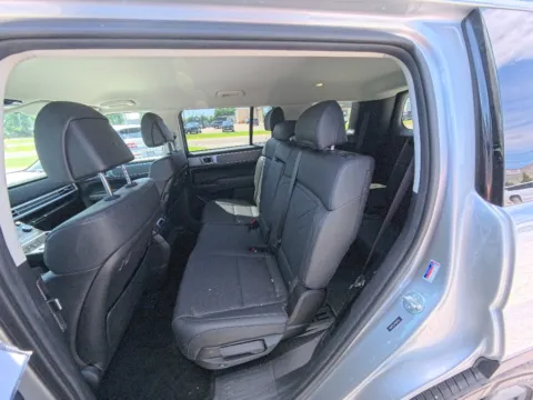 More photos of 2024 Hyundai Santa Fe Hybrid SEL at Dorsett Mitsubishi, IN