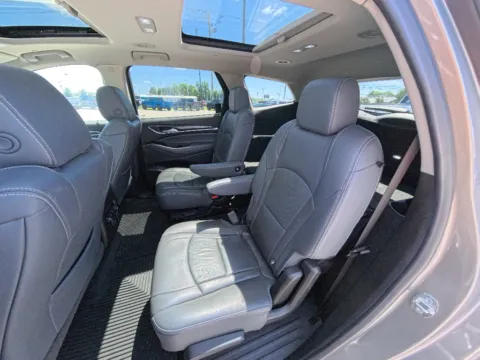 More photos of 2019 Buick Enclave Essence at Dorsett Mitsubishi, IN
