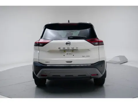 More photos of 2021 Nissan Rogue SL at Dorsett Mitsubishi, IN