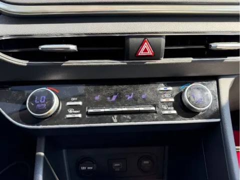More photos of 2023 Hyundai Sonata SEL at Dorsett Mitsubishi, IN