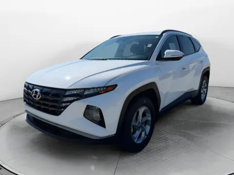 White 2023 Hyundai Tucson SEL for sale in Terre Haute, IN