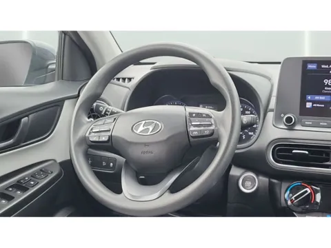 More photos of 2022 Hyundai Kona SEL at Dorsett Mitsubishi, IN