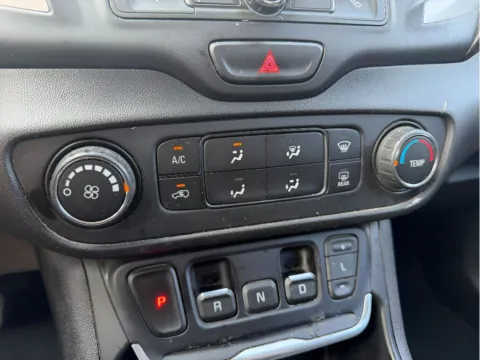 More photos of 2020 GMC Terrain SLE at Dorsett Mitsubishi, IN