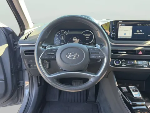 More photos of 2021 Hyundai Sonata Limited at Dorsett Mitsubishi, IN