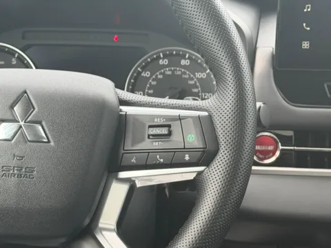 More photos of 2026 Mitsubishi Outlander Ralliart at Dorsett Mitsubishi, IN