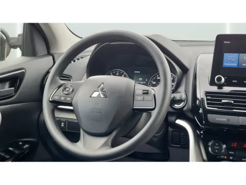 More photos of 2026 Mitsubishi Eclipse Cross LE at Dorsett Mitsubishi, IN