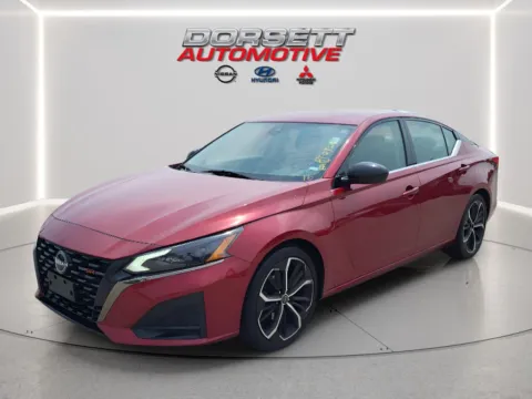 Red 2024 Nissan Altima 2.5 SR for sale in Terre Haute, IN