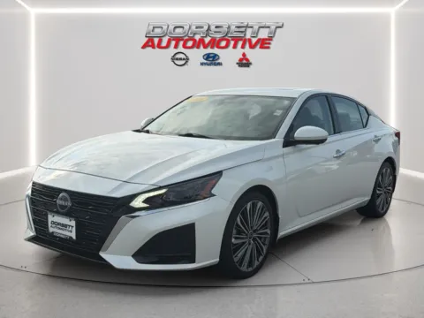 White 2025 Nissan Altima SL for sale in Terre Haute, IN