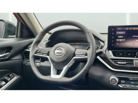 More photos of 2025 Nissan Altima SR at Dorsett Mitsubishi, IN