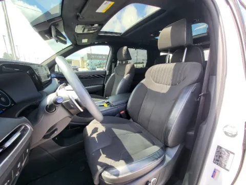 More photos of 2024 Hyundai Palisade Calligraphy Night Edition at Dorsett Mitsubishi, IN