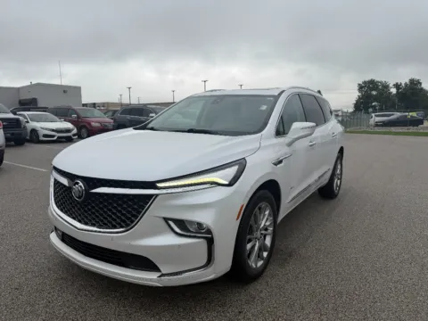 White 2022 Buick Enclave Avenir for sale in Terre Haute, IN