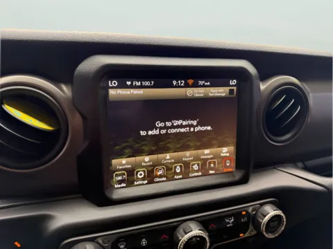 More photos of 2022 Jeep Wrangler Unlimited High Tide at Dorsett Mitsubishi, IN