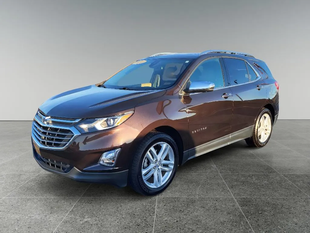 Brown 2020 Chevrolet Equinox Premier for sale in Terre Haute, IN