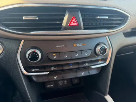More photos of 2019 Hyundai Santa Fe SEL at Dorsett Mitsubishi, IN