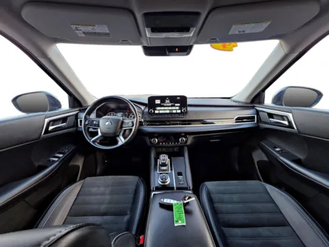 Photos of 2024 Mitsubishi Outlander SE for sale in Terre Haute, IN at Dorsett Mitsubishi