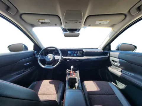 Photos of 2025 Nissan Kicks SR for sale in Terre Haute, IN at Dorsett Mitsubishi